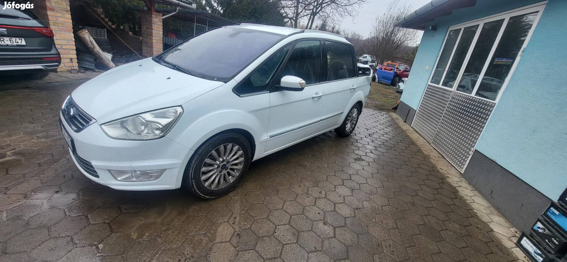 Ford Galaxy 2.0 TDCi Titanium [7 személy] Indul...